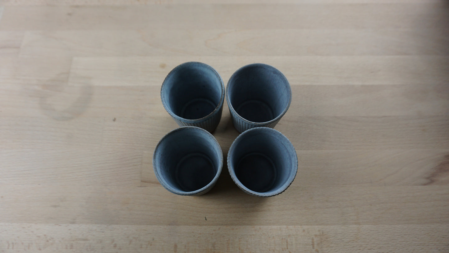 Becher, matt bläulich (4-er Set)