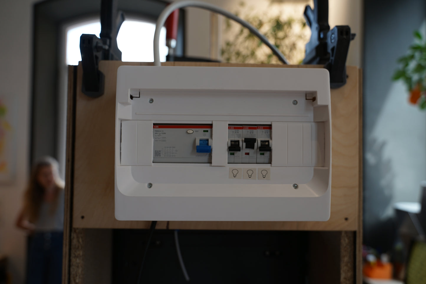 Lampenbau und Elektronik